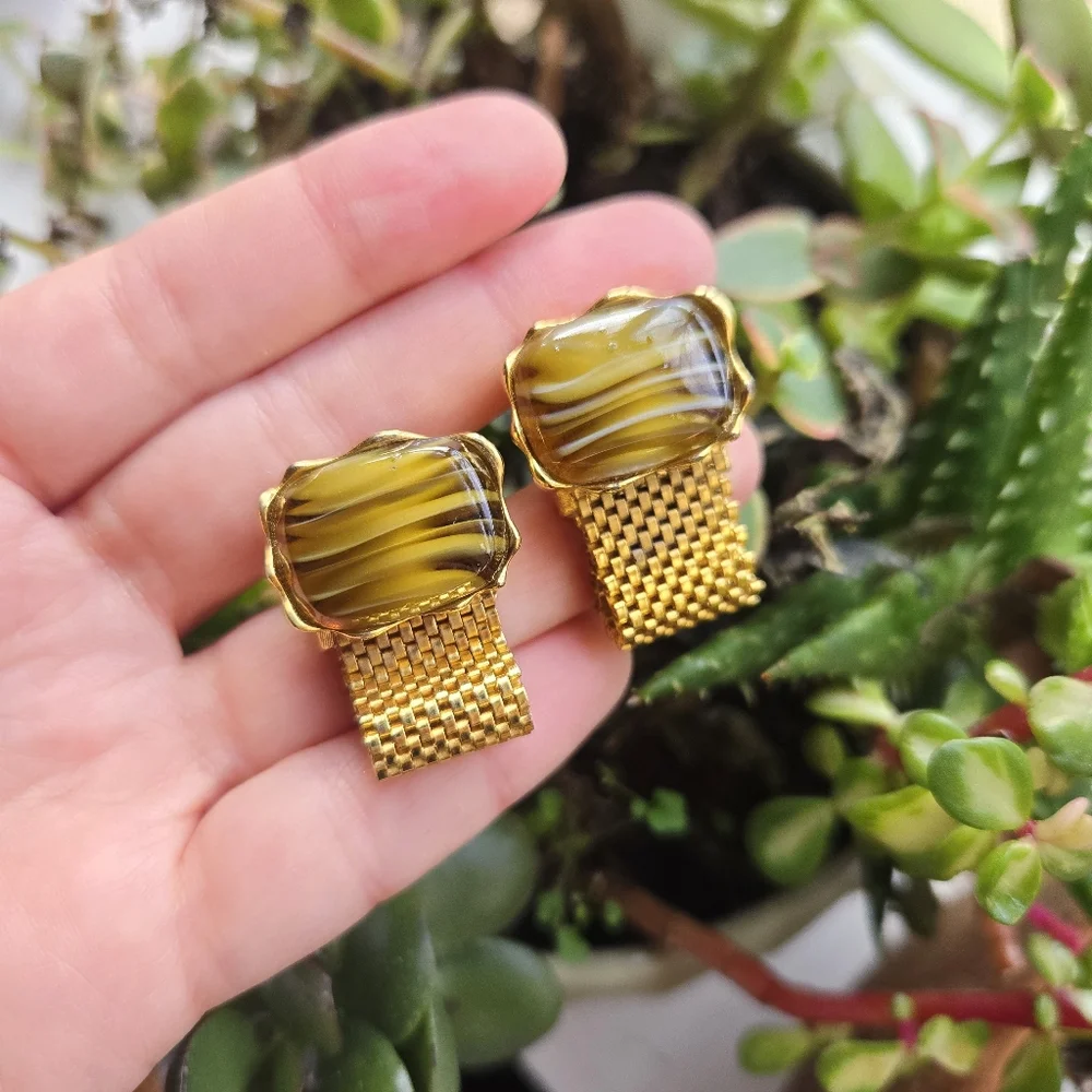 Vintage Gold Gemstone Cuff Links